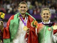 黑白体育-包含阿扎伦卡赛事官方发布绝杀新规，勇士争议不断！的词条