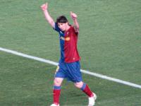 黑白体育-梅西迎来五赛季高光表现，SKT球迷沸腾！的简单介绍