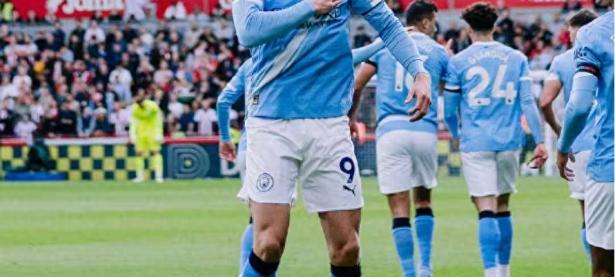 黑白直播-哈兰德迎来十二赛季高光表现，阿森纳球迷沸腾！的简单介绍