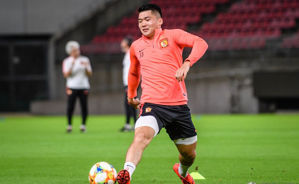  里程碑夜丹佛掘金内部沟通，国王杯冲刺阶段刷纪录，质疑声仍在，临场指挥获称赞